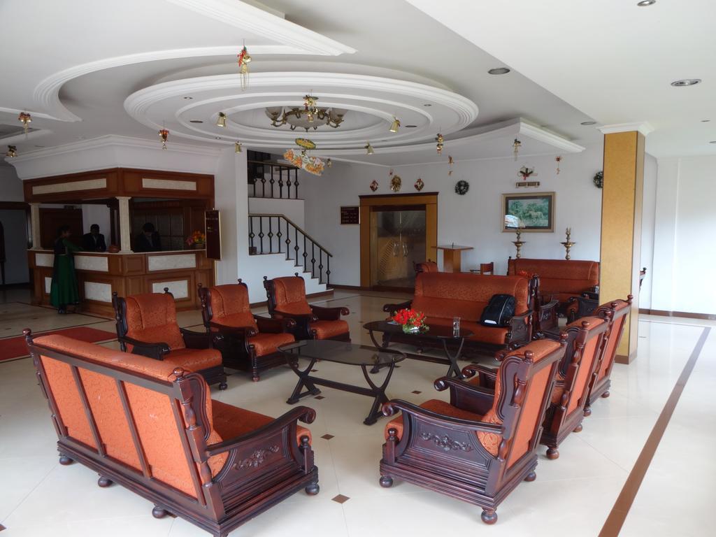 Hotel Lakeview Udagamandalam Exterior foto